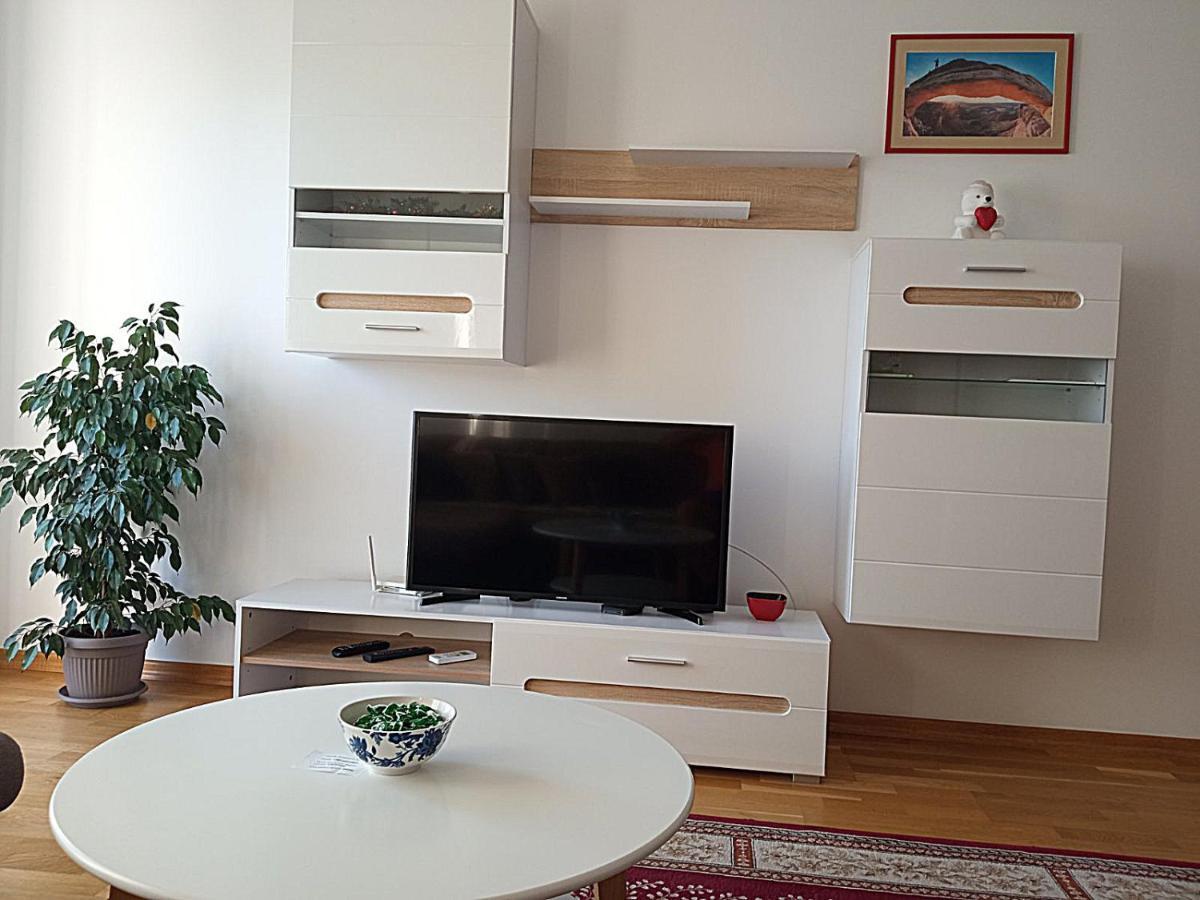 Renta apartman 2 Podgorica Bagian luar foto